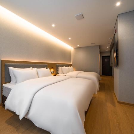 Comfort Inn Yeouido Сеул Экстерьер фото