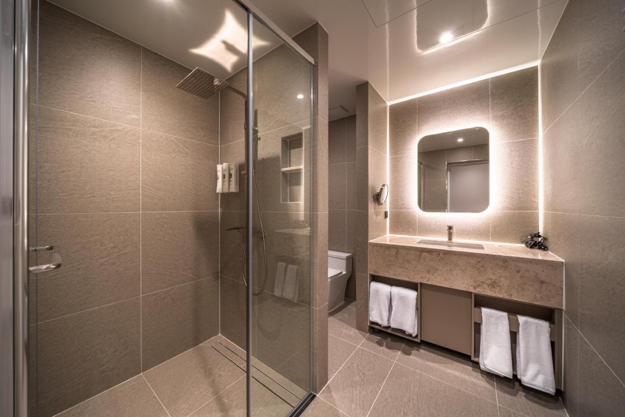 Comfort Inn Yeouido Сеул Экстерьер фото